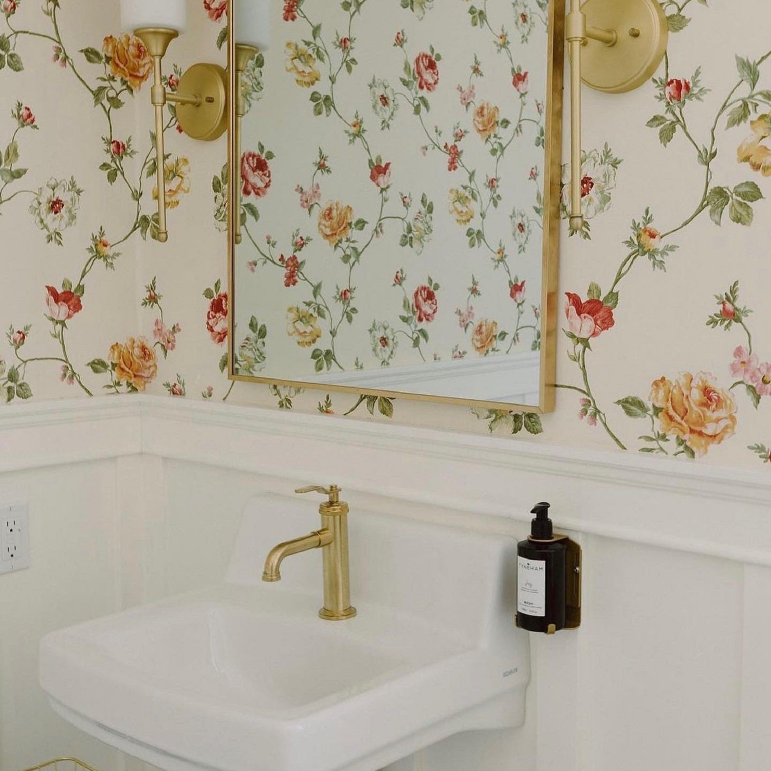 Single 300ml Security Wall-Mounted Holder